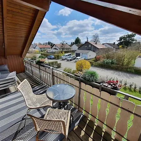 Gemuetliche Wohnung Bei Bad Waldsee Mit Balkon Exterior photo